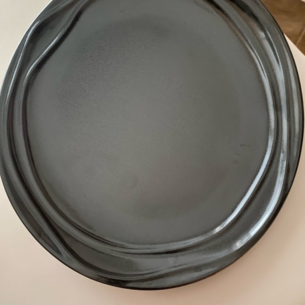 New Nambe’ Black Ceramic Plate (4)